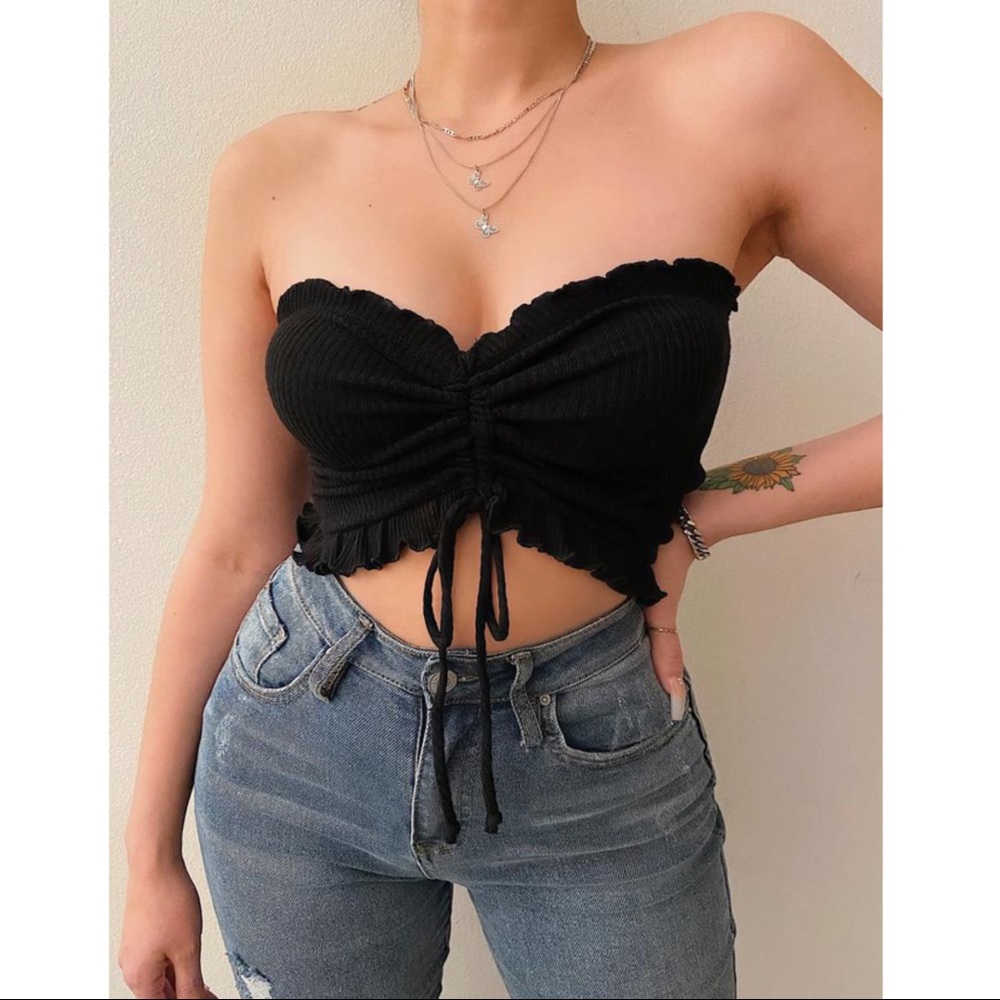 Brand new scrunched tie crop top
